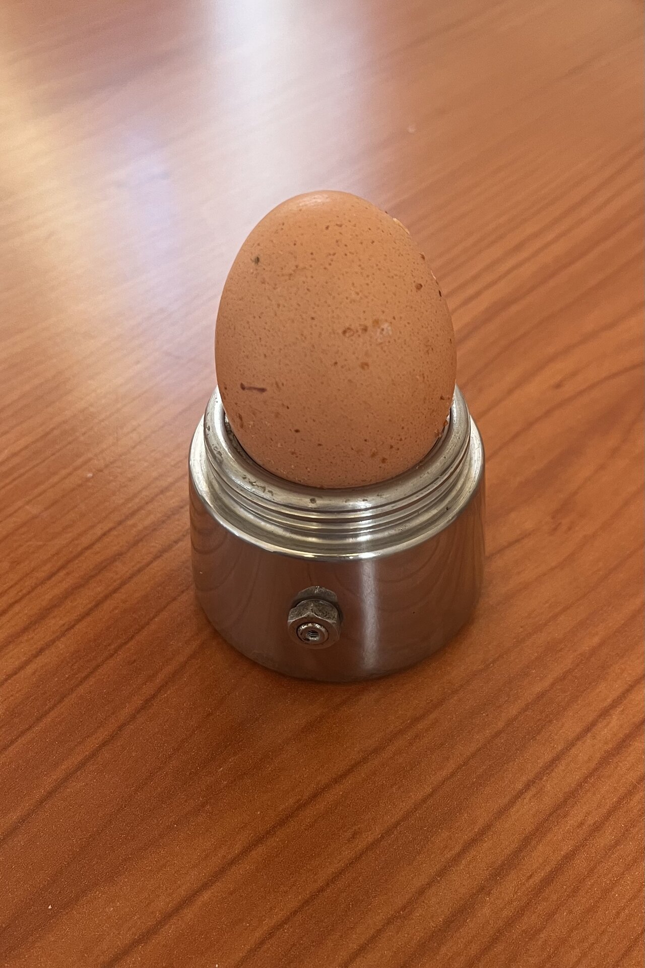 Ein Ei in einem Mokapot